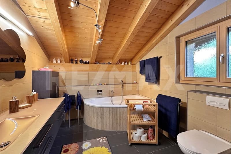 Viel Haus fürs Geld - 7½ Zimmer mit Nebengebäude, nur 17 km von Spiez (9)