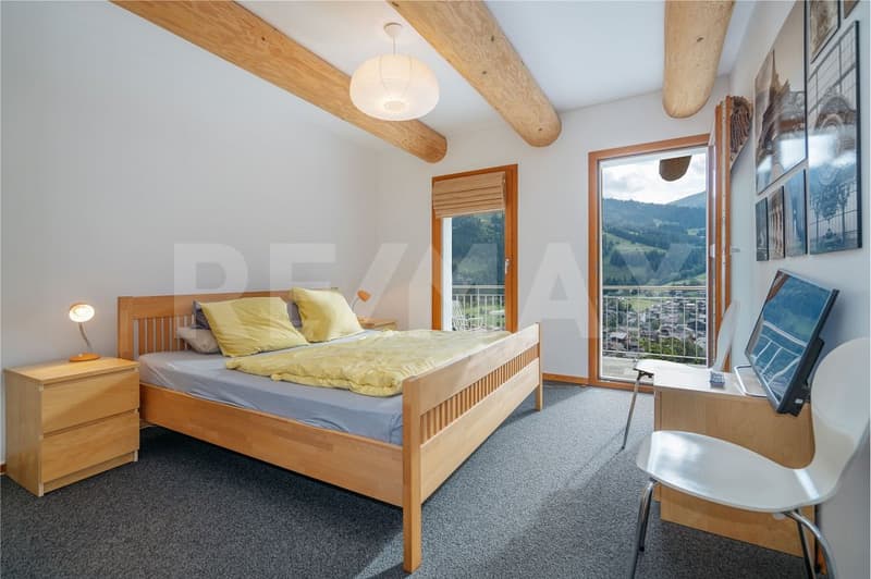 Alpencharme aus Rundholz - Wohnen mit Weitblick an der Lenk (8)