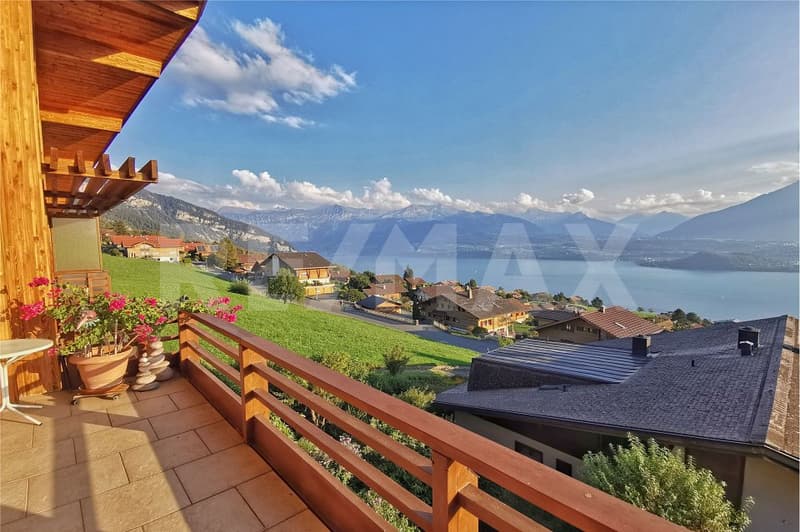 Maisonette apartment in Sigriswil with mountain and lake view (2)