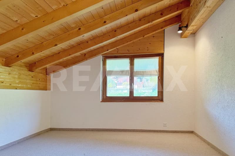 Maisonette apartment in Sigriswil with mountain and lake view (12)
