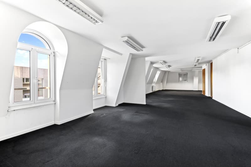 For rent: Bright 100 m² office, ideal for health professionals (6)