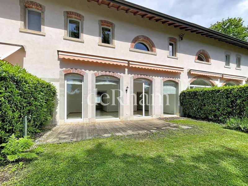 Superba appartamento di 8,5 locali con terrazza e giardino (13)
