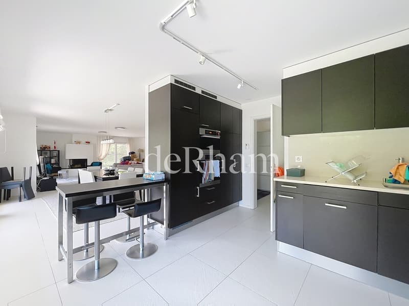 Spacieux appartement de 5.5 pièces avec terrasse et jardin privatif (7)
