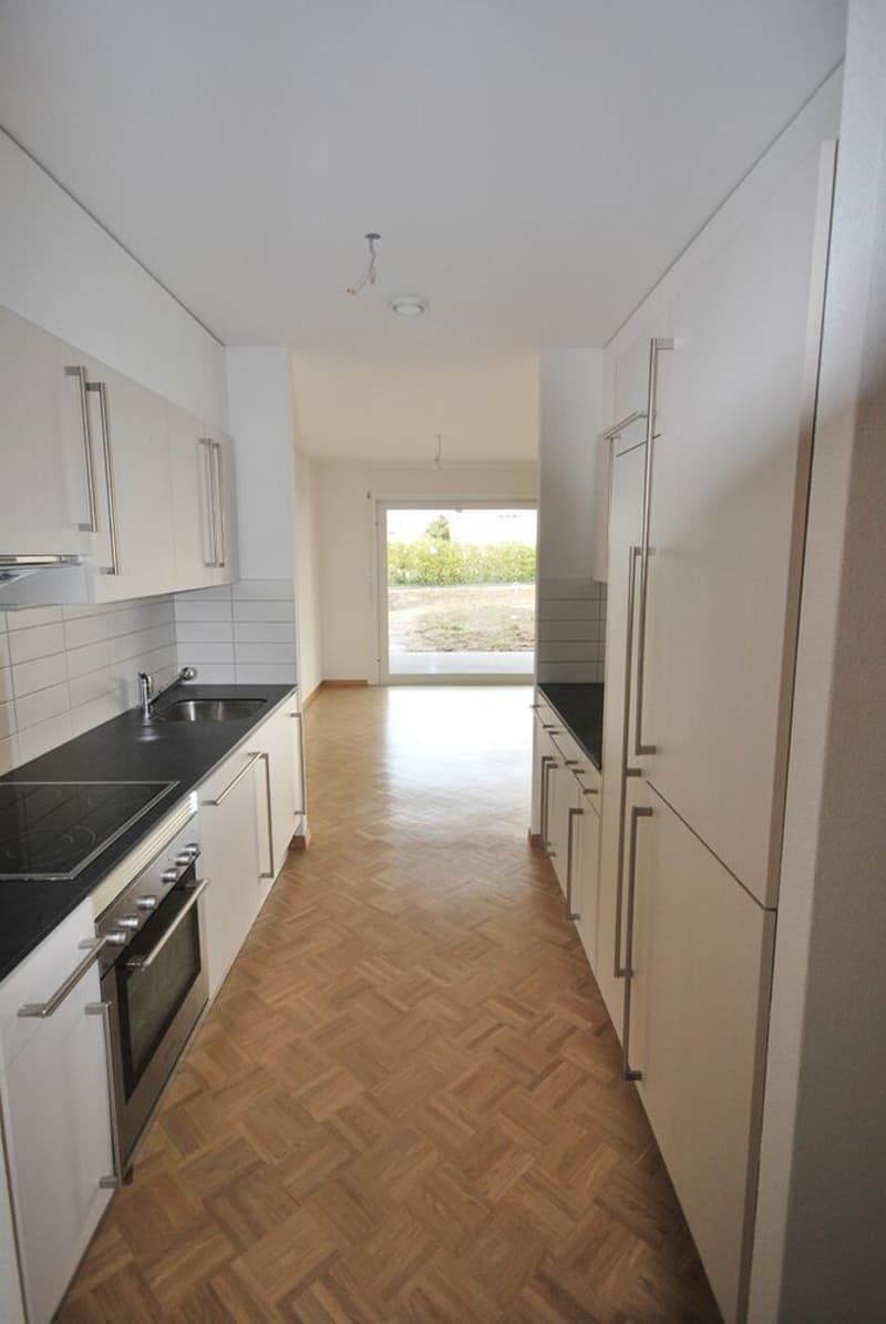 Bello appartamento di 3.5 locali con giardino privato! (5)