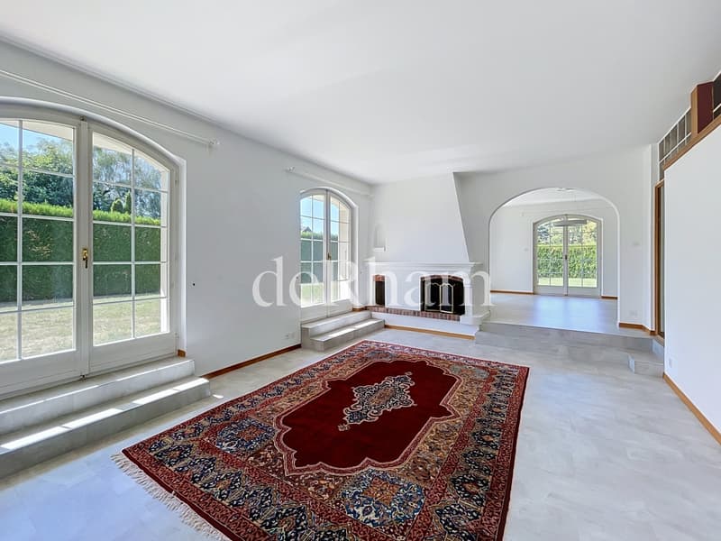 Bel appartement en duplex de 7 pièces avec jardin privatif! (2)