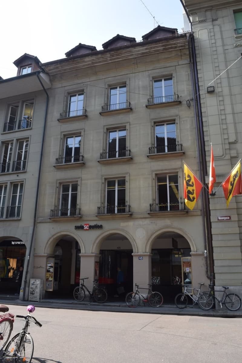 Office in top location in Bern (2)