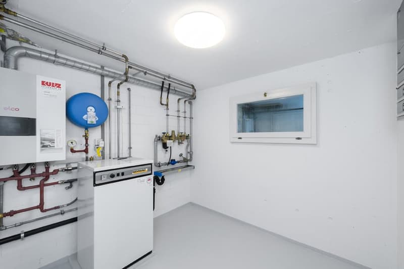 Charming single-family house in a quiet location in Urtenen-Schönbühl (22)