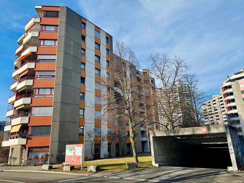 Attraktive 3.5-Zimmer-Wohnung mit Balkon im Holenacker-Quartier (1)