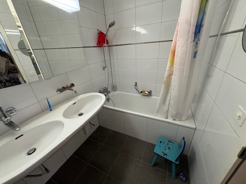 Attraktive 3.5-Zimmer-Wohnung mit Balkon im Holenacker-Quartier (6)