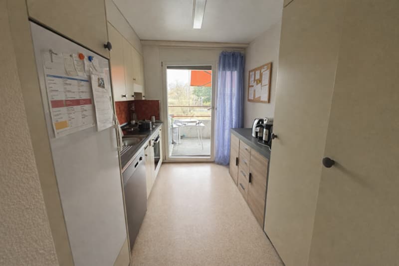 Charmante 3.5-Zimmer-Wohnung mit Balkon im Holenacker-Quartier (3)