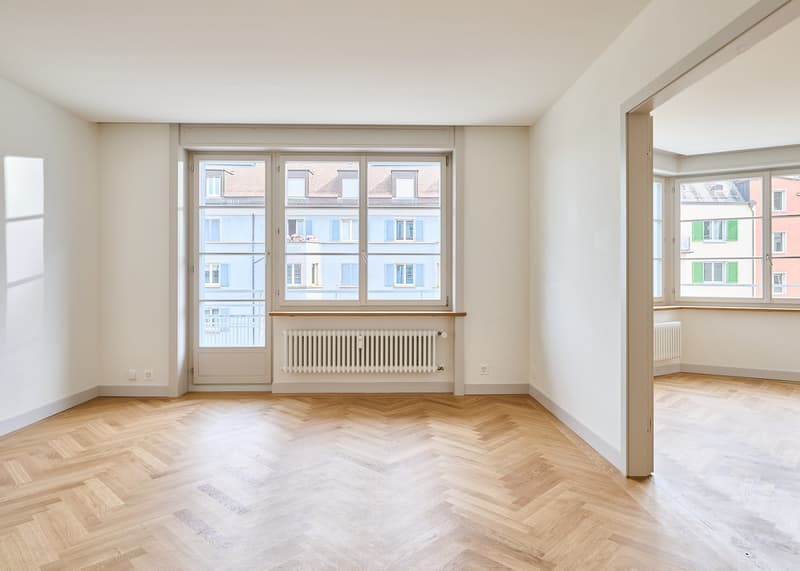 Erstvermietung - Exklusive 4,5-Zimmer-Wohnung mit Gartensitzplatz (2)