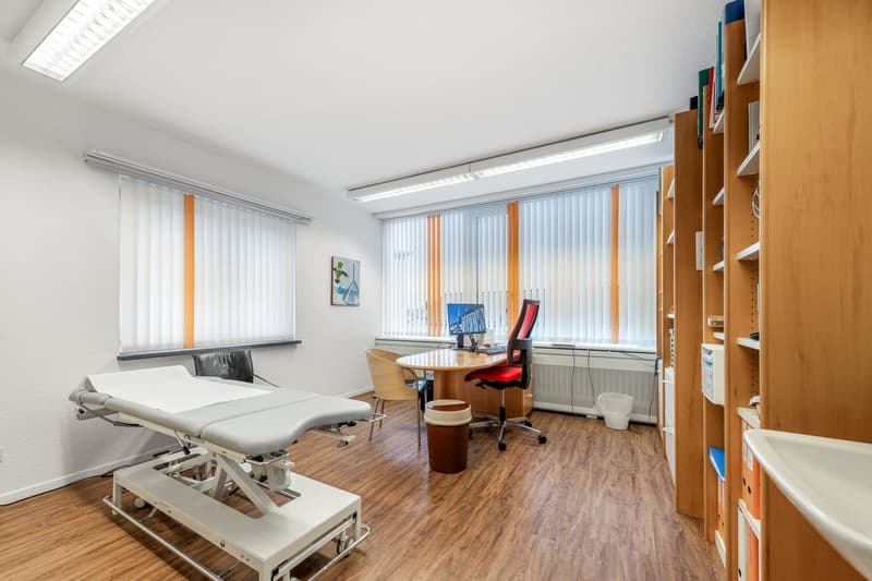 Espace commercial attractif – idéal pour cabinet, bureau ou service (1)