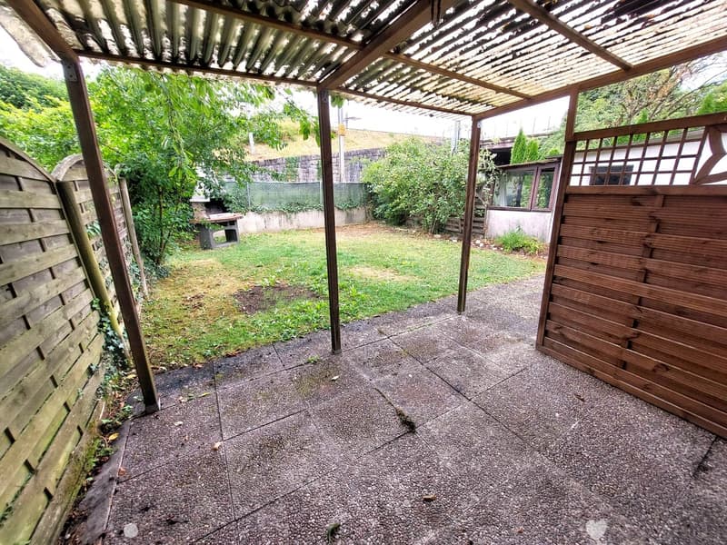 Charmantes 5-Zimmer-Reihenhaus mit Garage und Garten (1)