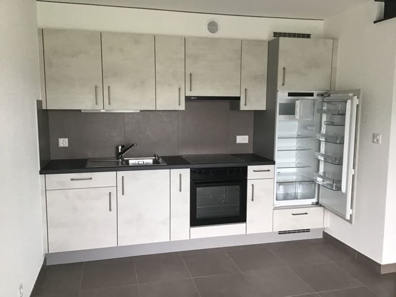 Zweizimmerwohnung mit Balkon! (2)