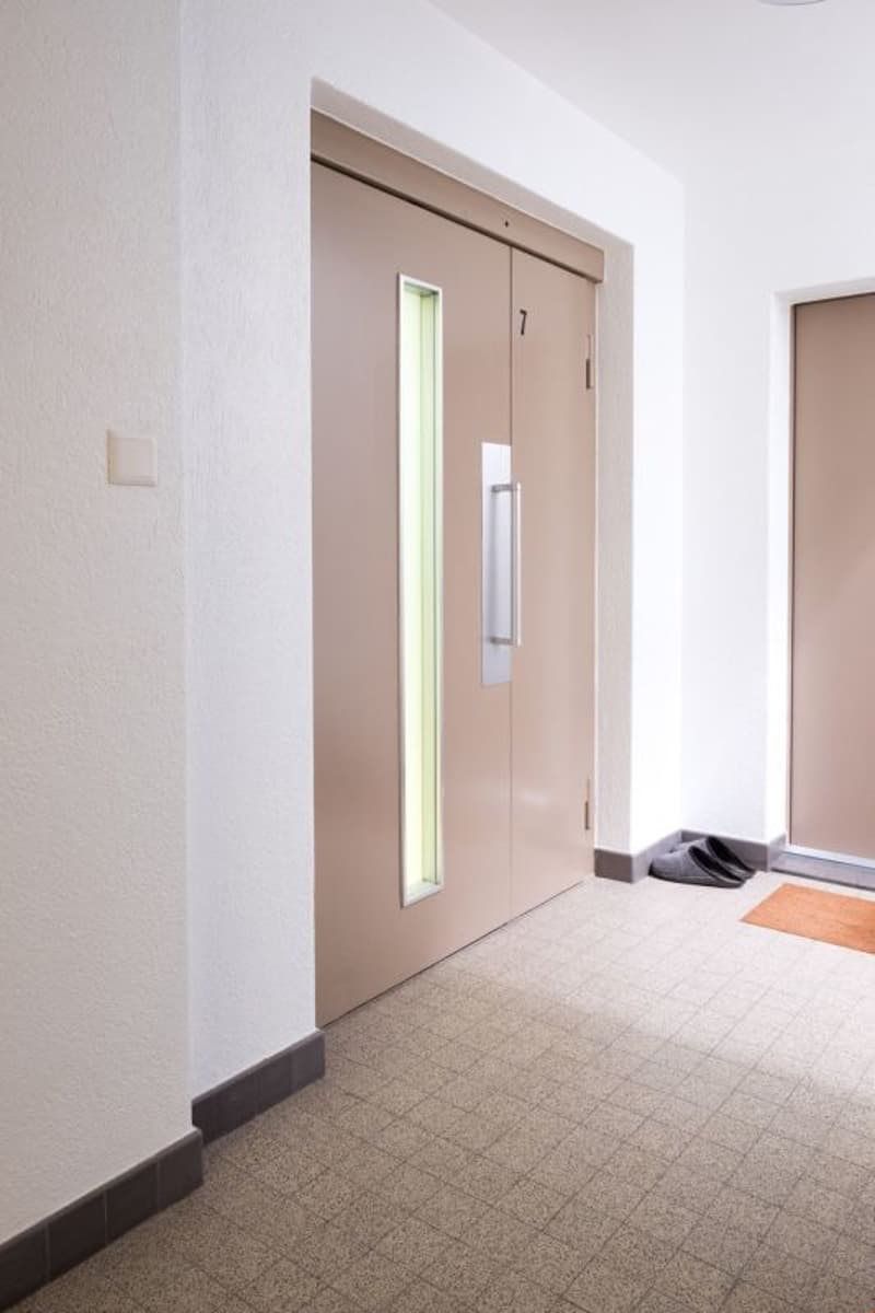 Schönes 4.5-Zimmer-Apartment, kürzlich renoviert mit geschlossenem Balkon! (7)