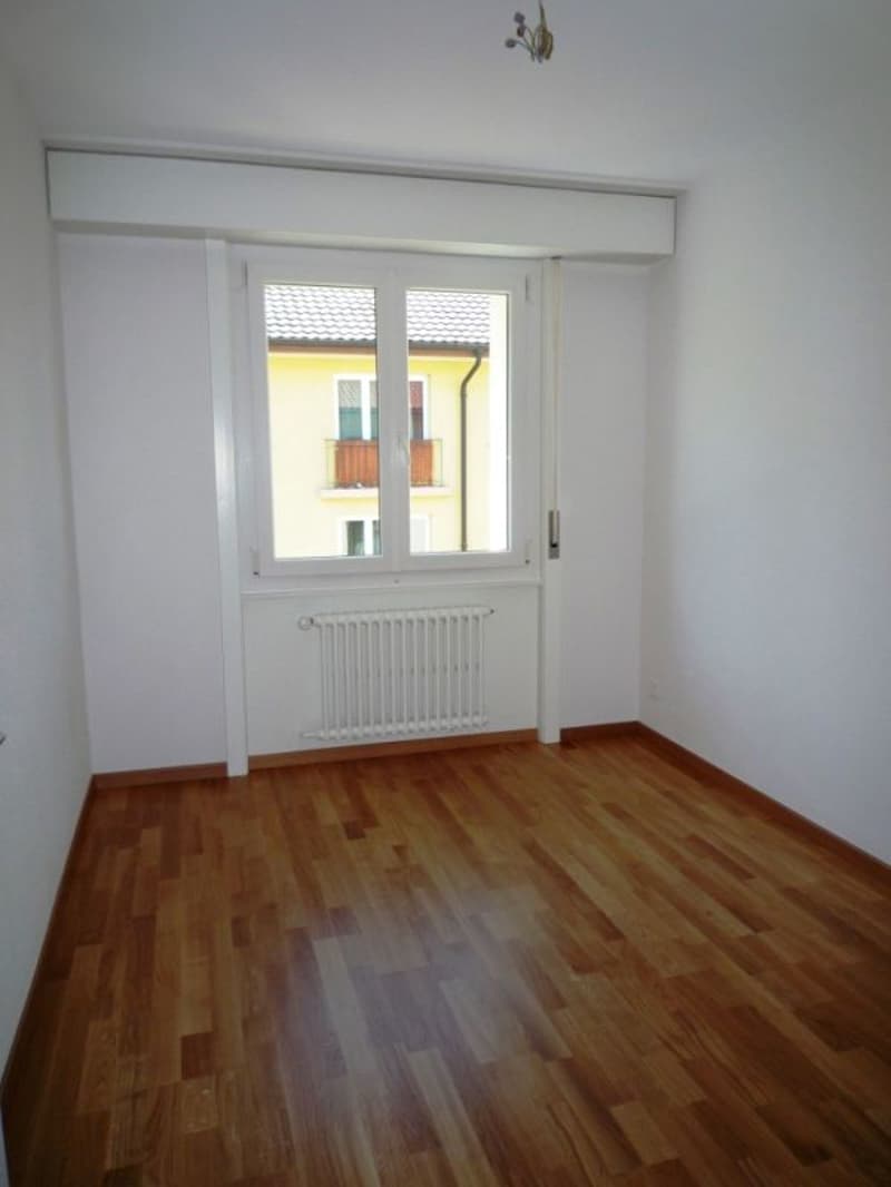 Beautiful 4-room apartment in quiet neighborhood close to the lake! (9)