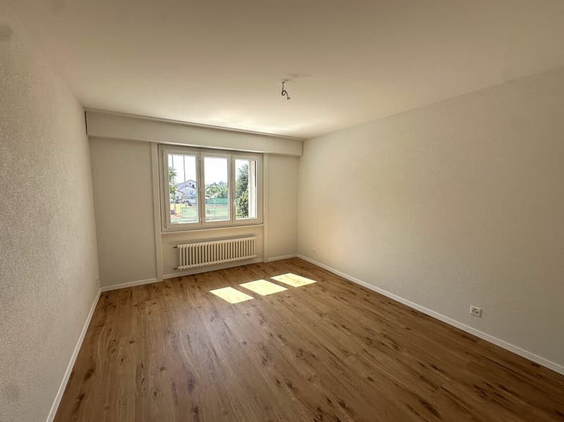 Bel appartement de 4.5 pièces entièrement rénové dans quartier calme ! (6)