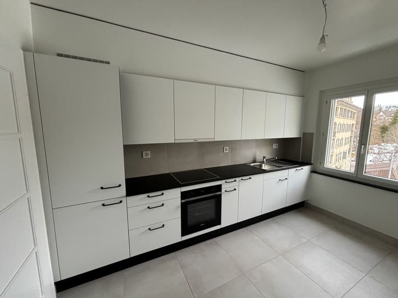 3-room apartment completely renovated with balcony (1)