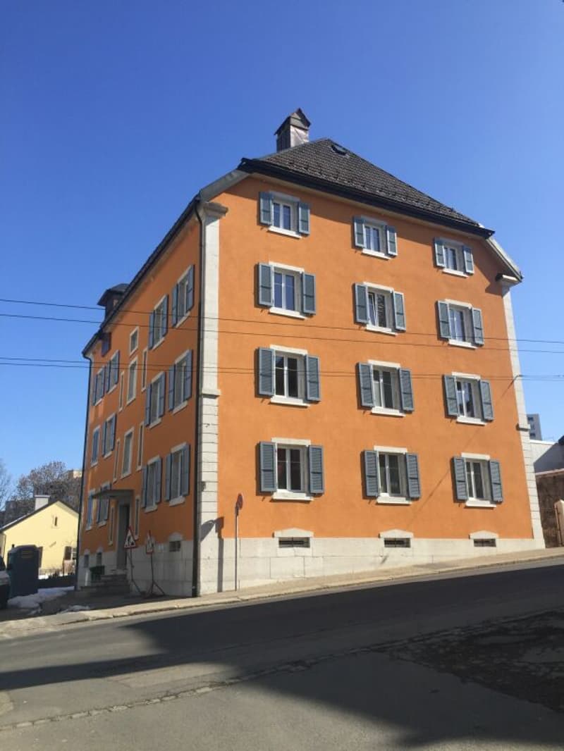 Pretty apartment close to all amenities (7)