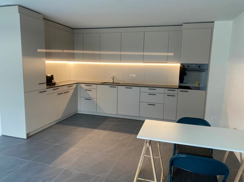Beautiful studio on the ground floor with terrace (3)