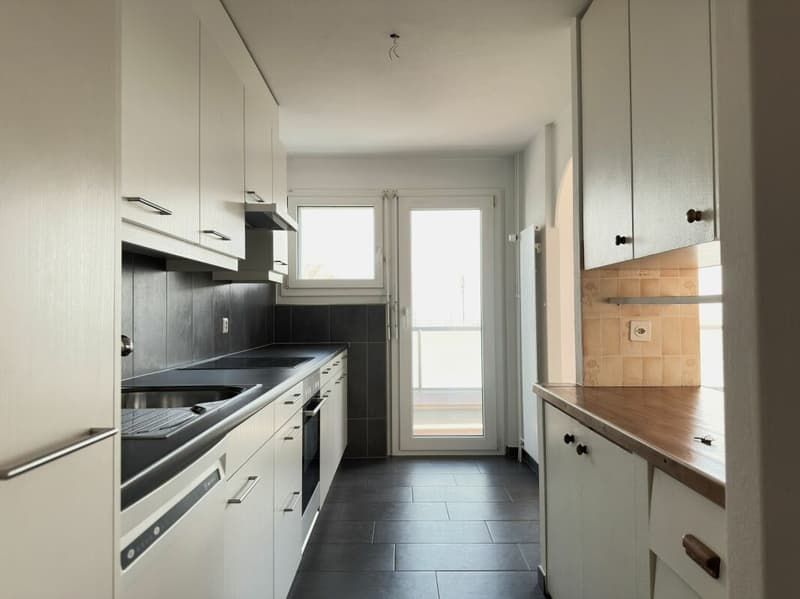 Bel appartement de 4.5 pièces dans quartier calme ! (2)