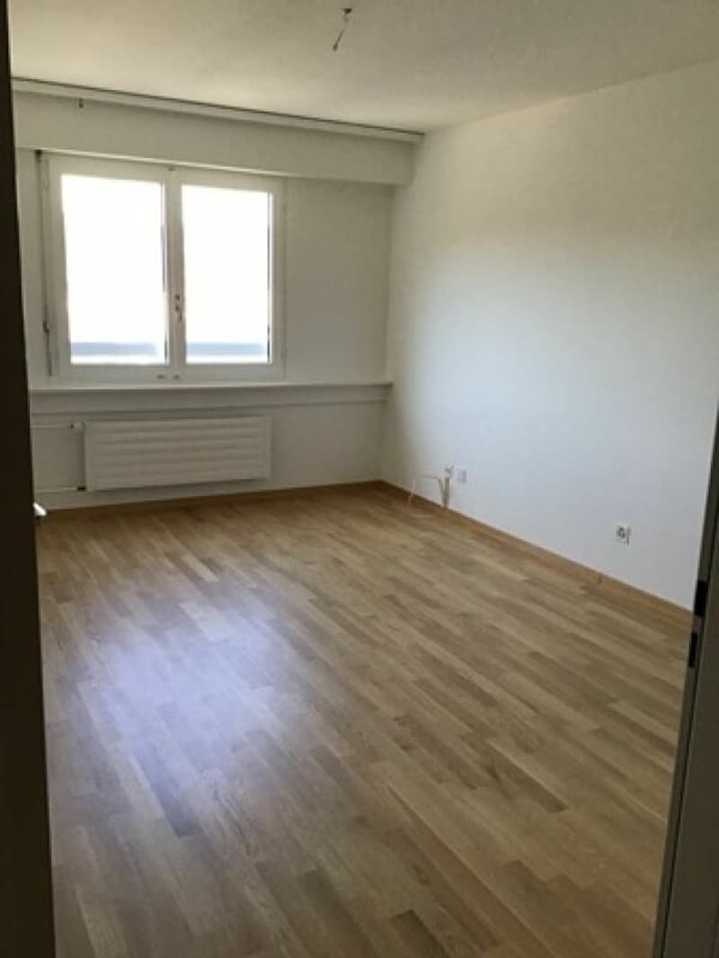 Appartement situé au centre-ville, proches des commodités. (3)