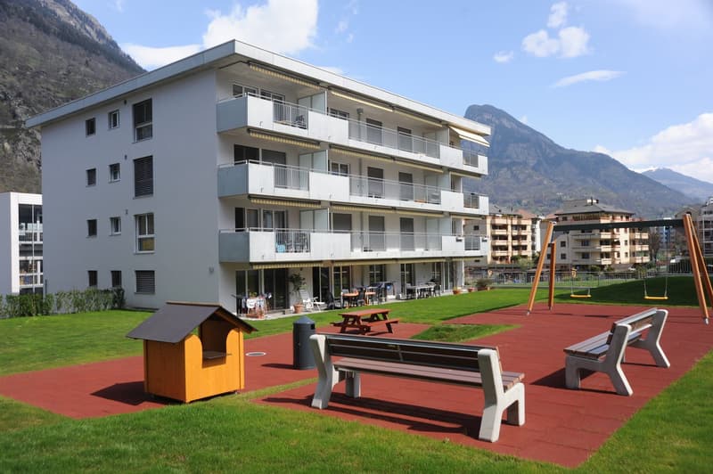 Appartamento moderno 3.5 locali con panorama di montagna a Glis (1)