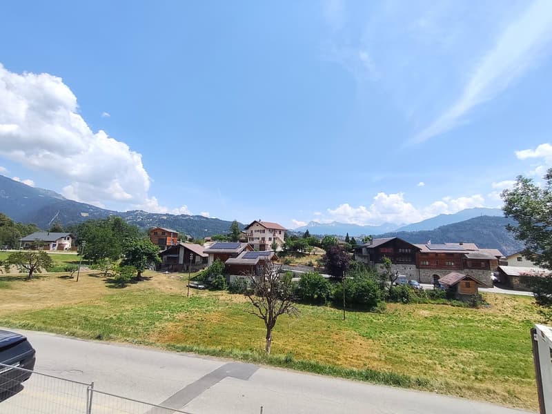Charmant appartement de 2.5 pièces avec vue à Fortunau (Ayent) (2)