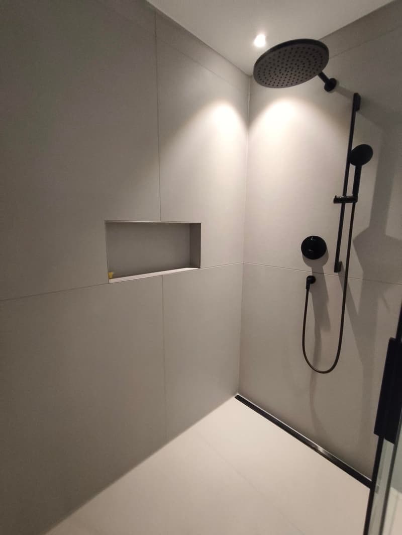 Magnifique appartement en attique de 3,5 pièces à Leuk – Neuf, lumineux (11)