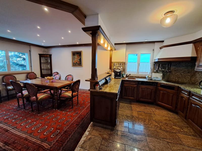 Magnifique Chalet de 8 pièces à Loèche-les-Bains – Luxe et Nature au Cœur des Alpes (6)
