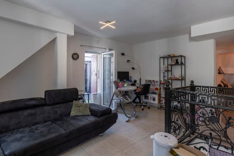 Immeuble mixte à haut potentiel au cœur du village de Bôle (Commune de Milvignes) (18)