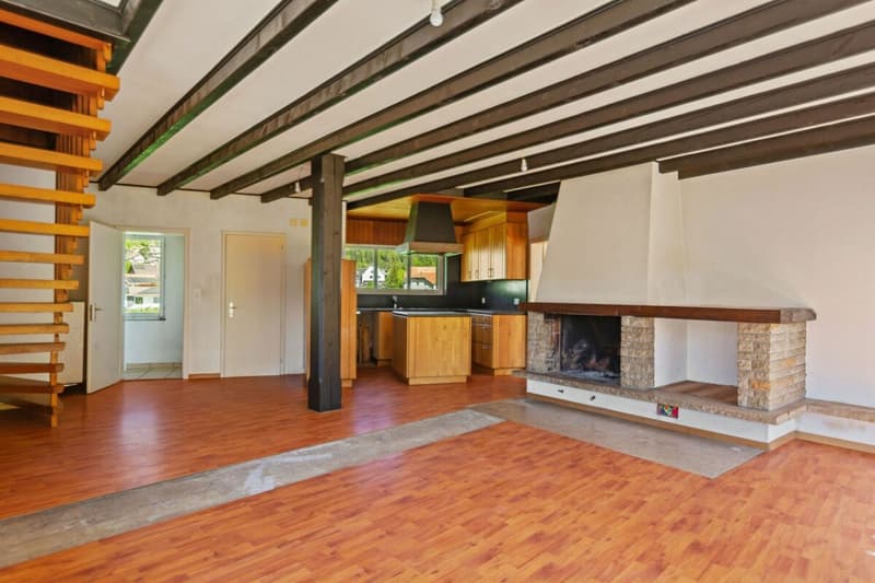 Sonceboz, house to renovate with barn (6)