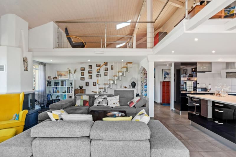 Dombresson, magnificent 4.5-room duplex attic, garage, parking space (5)