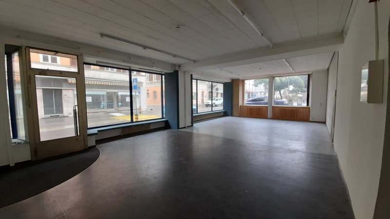 St-Imier, arcata commerciale in affitto (~125m2) (4)