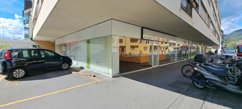 Bienne, ebenerdige Gewerbefläche im Stadtzentrum (5)