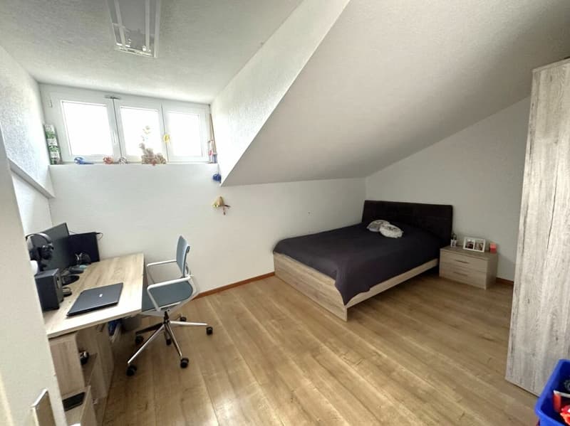 St-Imier, magnifico appartamento di 4.5 locali al 2° piano con terrazza (4)