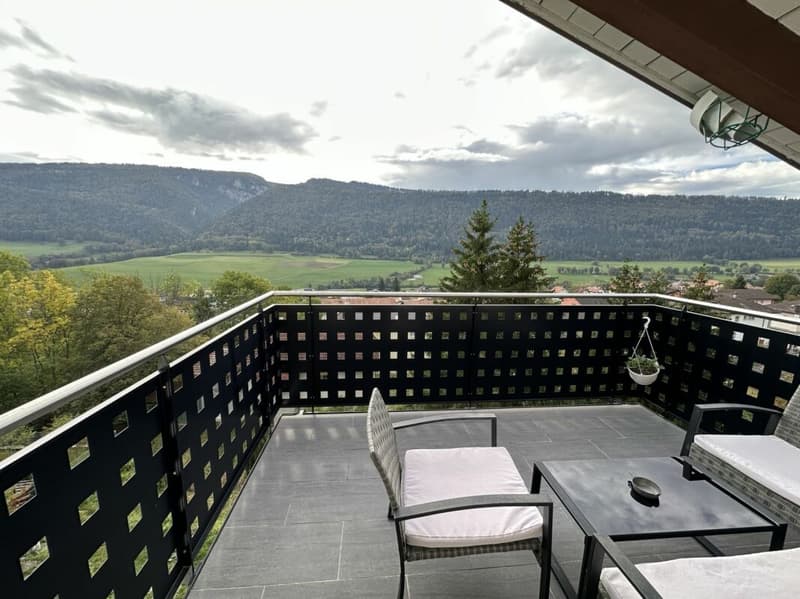 St-Imier, magnifico appartamento di 4.5 locali al 2° piano con terrazza (7)