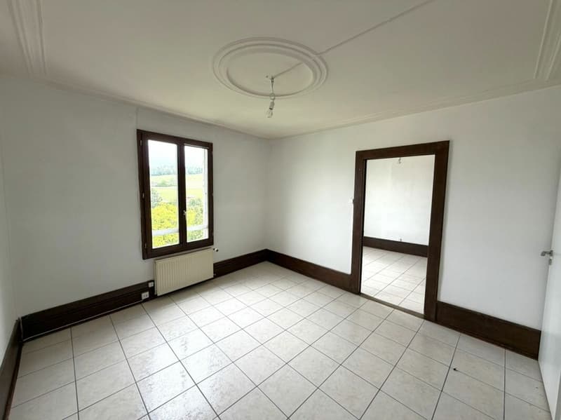 Porrentruy, rental building with 4 units - 6.65% yield (11)