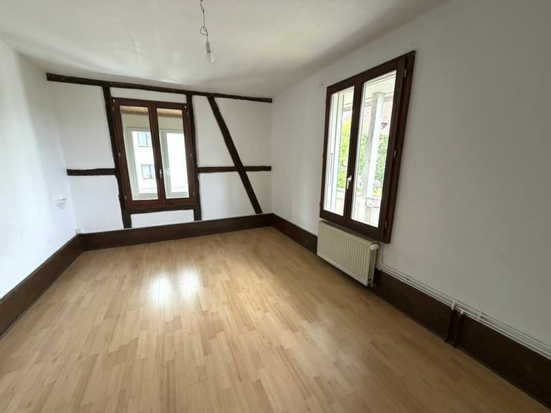 Porrentruy, rental building with 4 units - 6.65% yield (12)