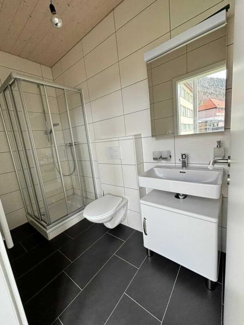 St-Imier, schönes 3.5-Zimmer-Apartment im Erdgeschoss (4)