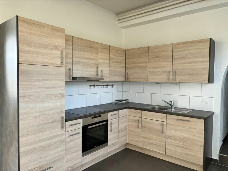 St-Imier, schönes 3.5-Zimmer-Apartment im Erdgeschoss (3)