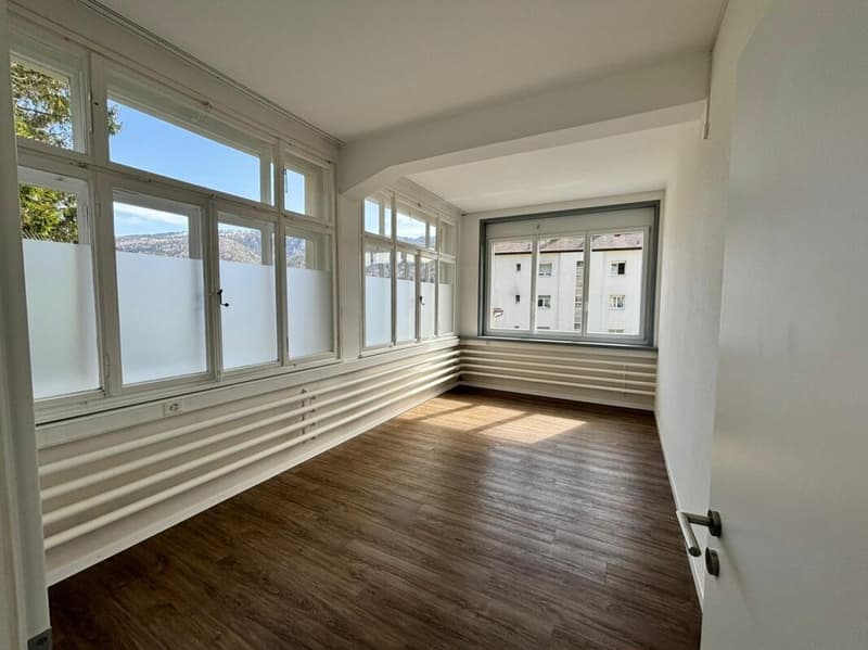 St-Imier, schönes 3.5-Zimmer-Apartment im Erdgeschoss (6)