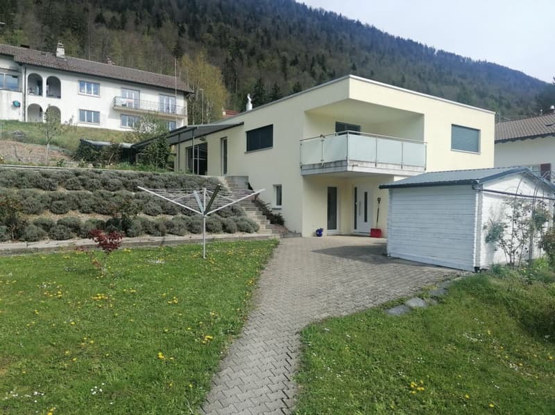 St-Imier, bel appartamento di 2.5 locali con terrazza, garage, giardino (1)