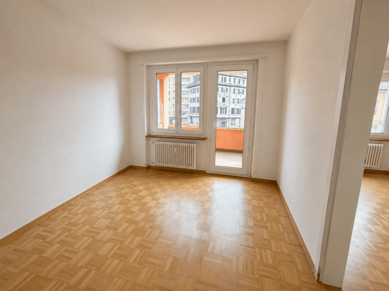 Tavannes, bel appartamento di 3 locali al 1° piano con balcone (3)