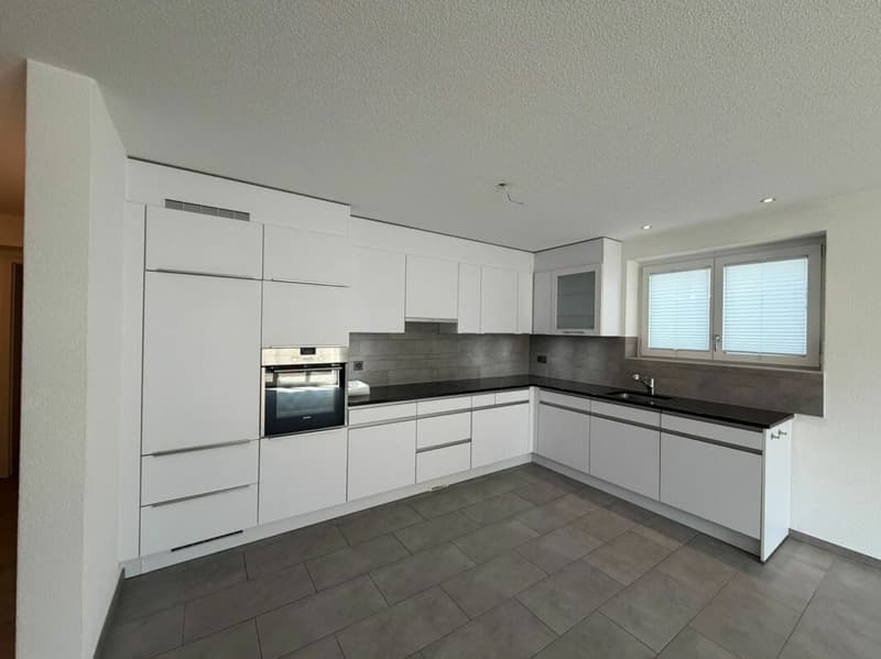 Tavannes, magnifico appartamento di 3.5 locali al pianterreno con terrazza (2)