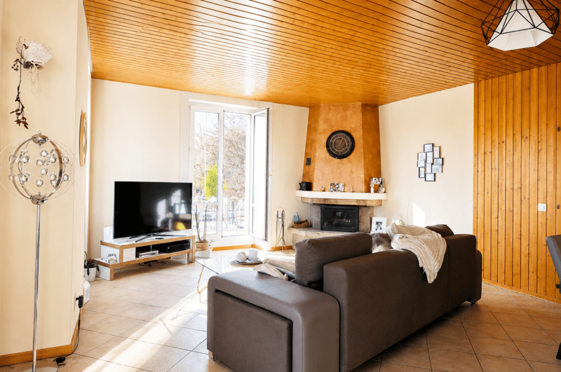 Renan, immeuble locatif de 5 appartements avec stationnements - 5.3% (9)