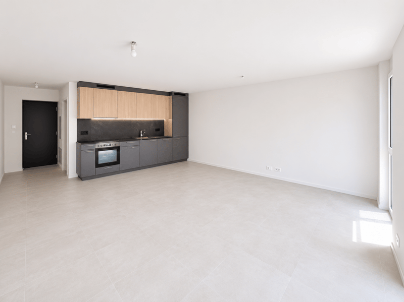 Villeret, schöne 2.5-Zimmer-Wohnung im 1. Stock mit Terrasse und Aufzug (1)