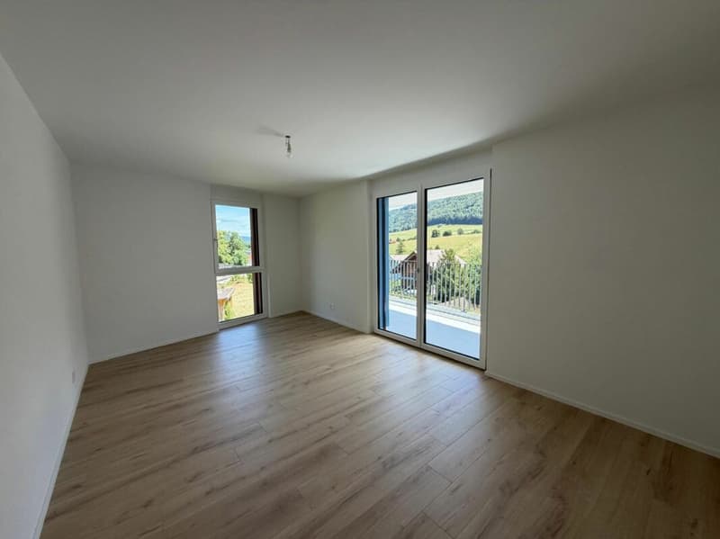 Villeret, wunderschöne 3.5-Zimmer-Wohnung im 2. Stock mit Terrasse und Aufzug (8)