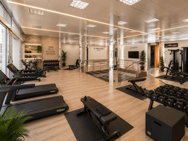 St-Imier, commercial space in the village center with a showcase (1)