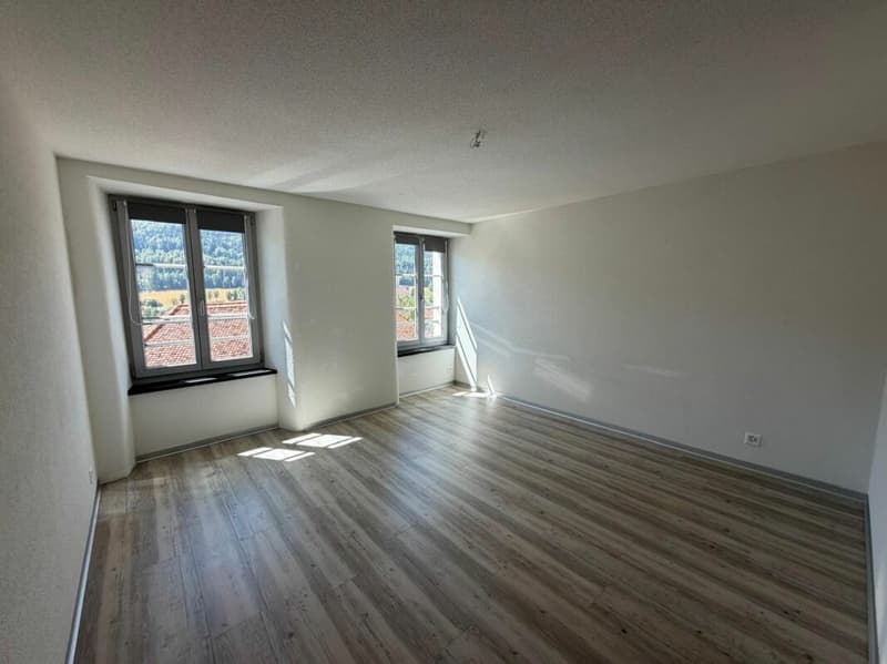 St-Imier, magnificent 3.5-room apartment with elevator (8)